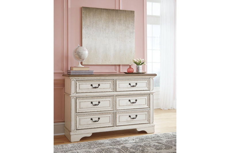 Realyn Two - tone Dresser - Lara FurnitureDresser