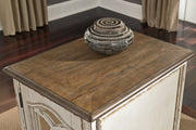 Realyn White/Brown Chairside End Table - Lara FurnitureEnd Table Chair Side
