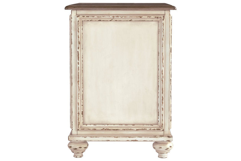 Realyn White/Brown Chairside End Table - Lara FurnitureEnd Table Chair Side