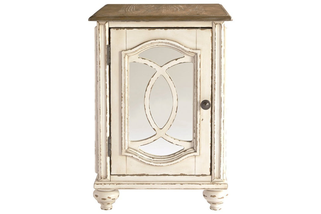 Realyn White/Brown Chairside End Table - Gate FurnitureEnd Table Chair Side