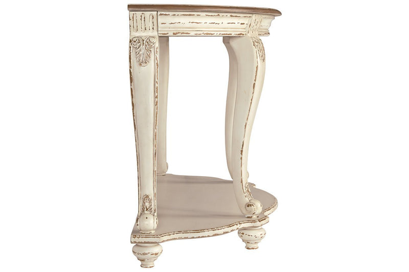 Realyn White/Brown Sofa Table - Lara FurnitureSofa Table