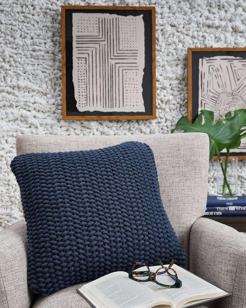 Renemore Pillow - Lara FurniturePillow
