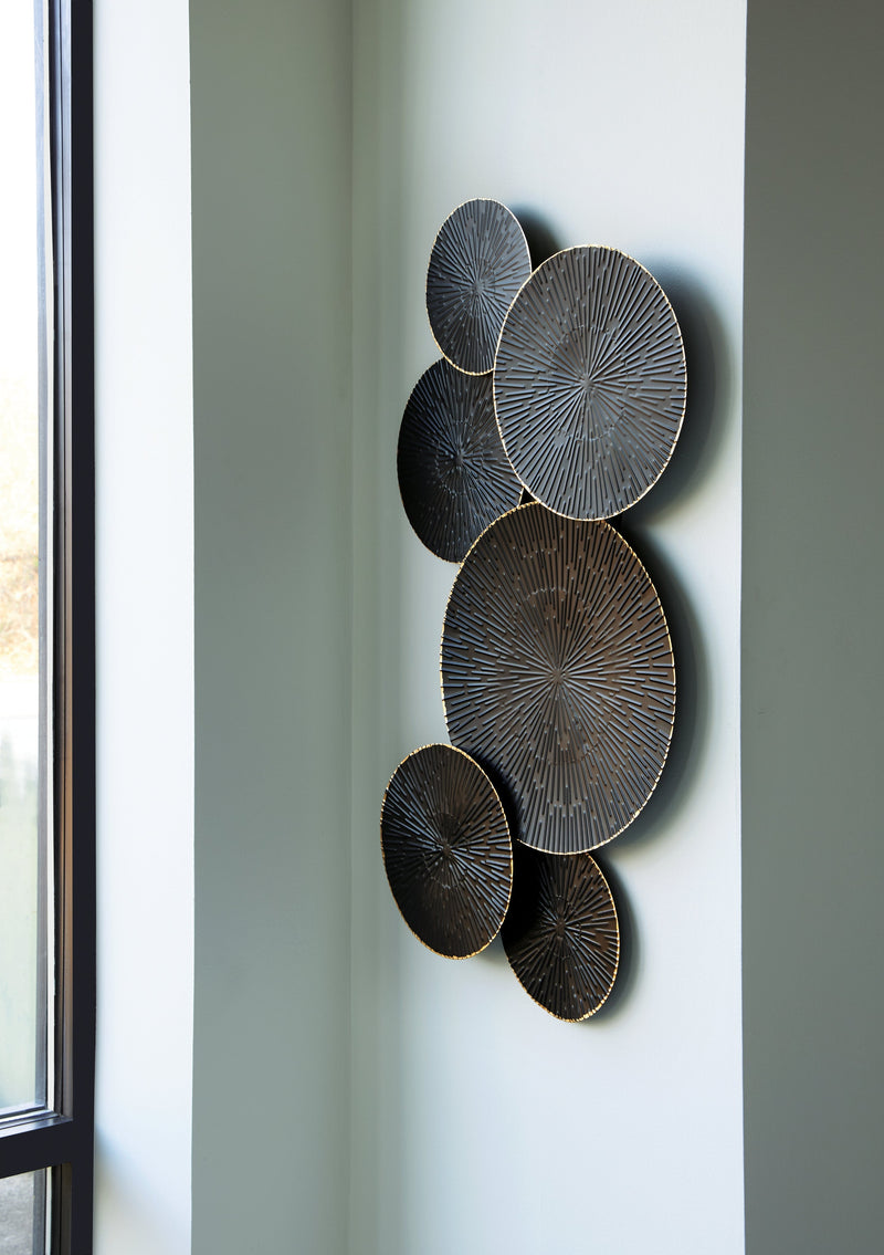 Rhetlen Wall Decor - Lara FurnitureSculpture