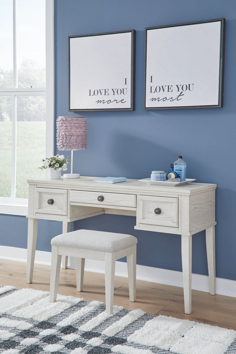 Robbinsdale Vanity with Stool - Lara FurnitureVanity