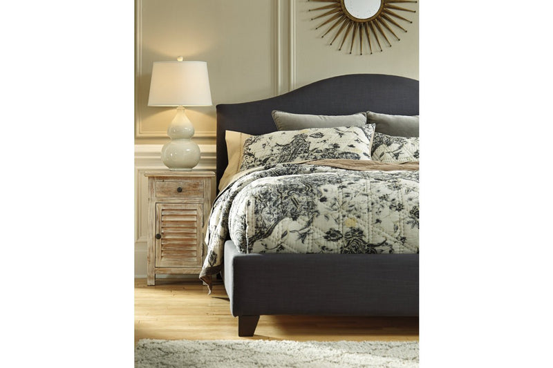 Saffi Cream Table Lamp - Lara FurnitureTable Lamp