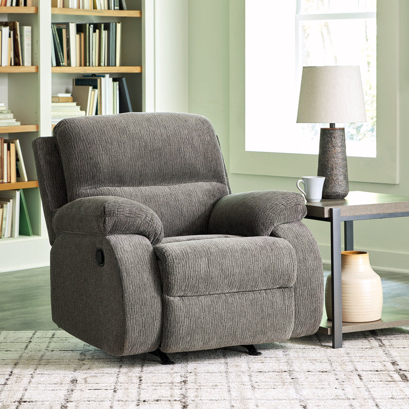 Scranto Recliner - Lara FurnitureRecliner