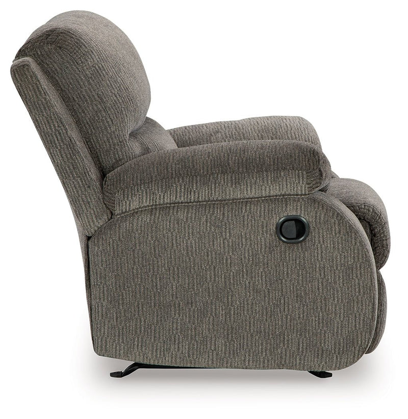 Scranto Recliner - Lara FurnitureRecliner