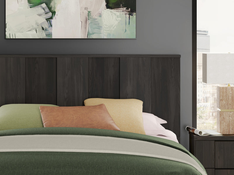 Shaehartin Dark Brown King Panel Bed - PCB3167B6