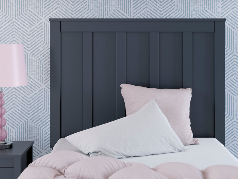 Simmenfort Navy Blue Youth Platform Bedroom Set - Lara FurnitureYouth Bedroom Set