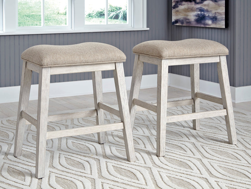 Skempton White/Light Brown 5 - Piece Counter Height Set w/ Stools - Lara FurnitureCounter Height Set