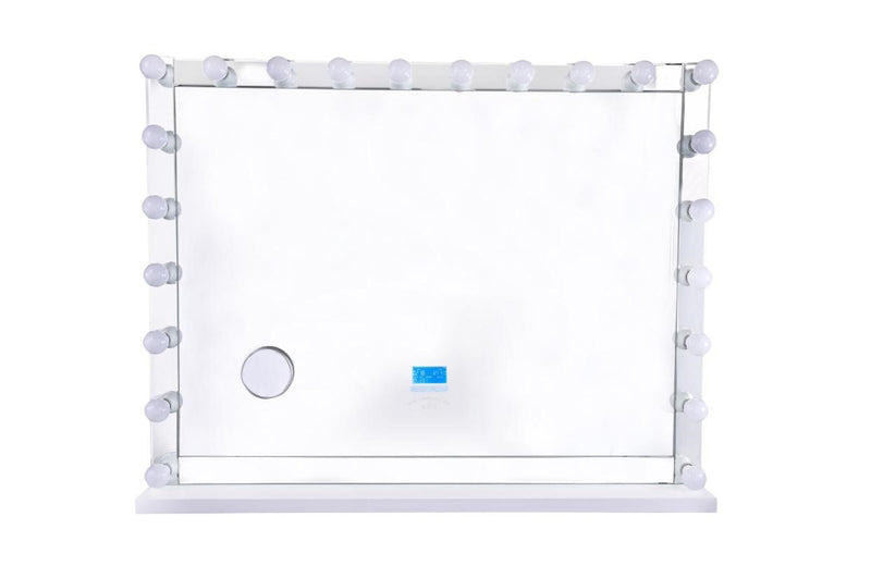 SM3942-SMART MIRROR 32 X 45 - SILVER  BLUETOOTH SPEAKES CHARGING PORT - 210000006502