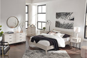 Socalle Natural Queen Panel Platform Bed - Lara FurnitureQueen Bed