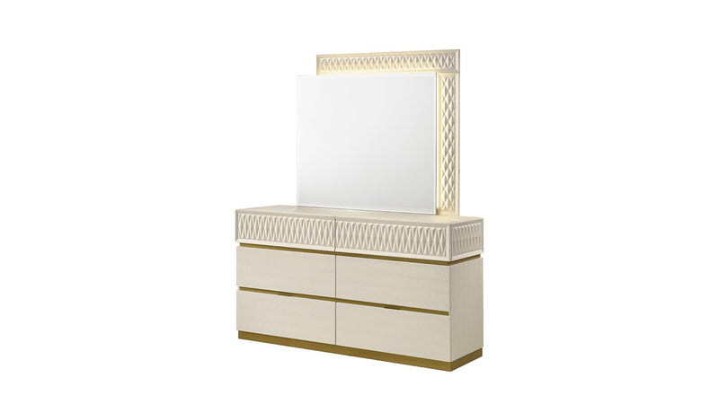 Stanley Dresser Champagne - Stanley Dresser Champagne