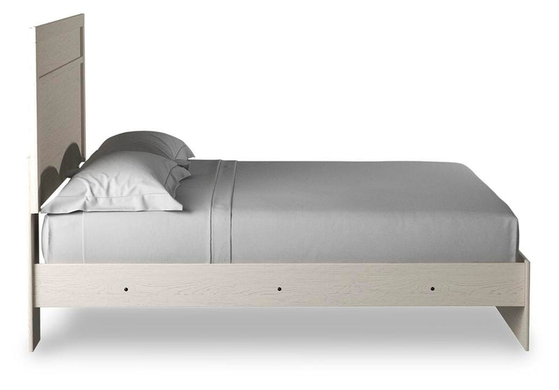 Stelsie King Panel Bed, Dresser, Mirror, Chest and 2 Nightstands - B2588B19
