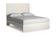 Stelsie White Queen Panel Bed - Lara FurnitureQueen Bed