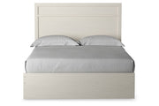 Stelsie White Queen Panel Bed - Lara FurnitureQueen Bed