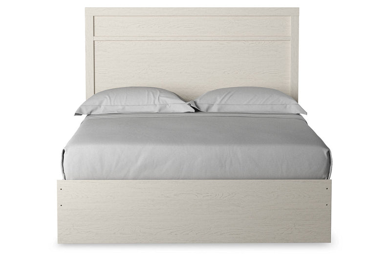 Stelsie White Queen Panel Bed - Lara FurnitureQueen Bed