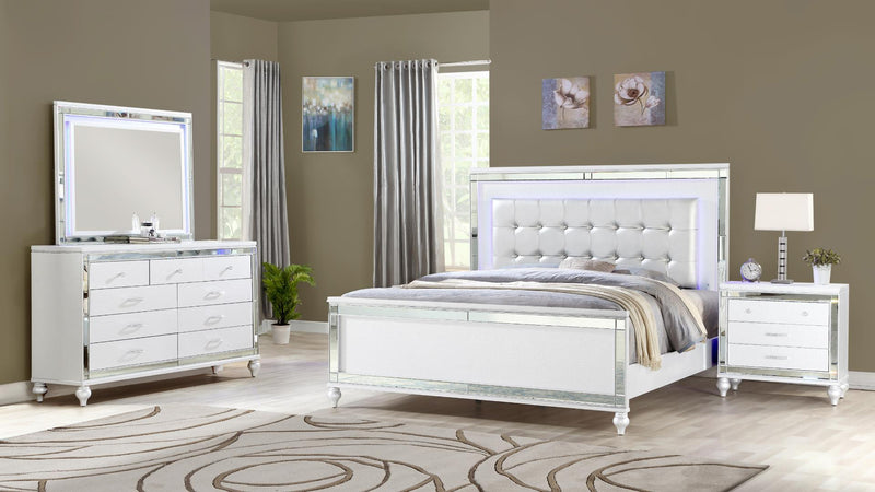 Sterling King 4 Pc Bedroom Set in White - Sterling King 4 Pc Bedroom Set in White