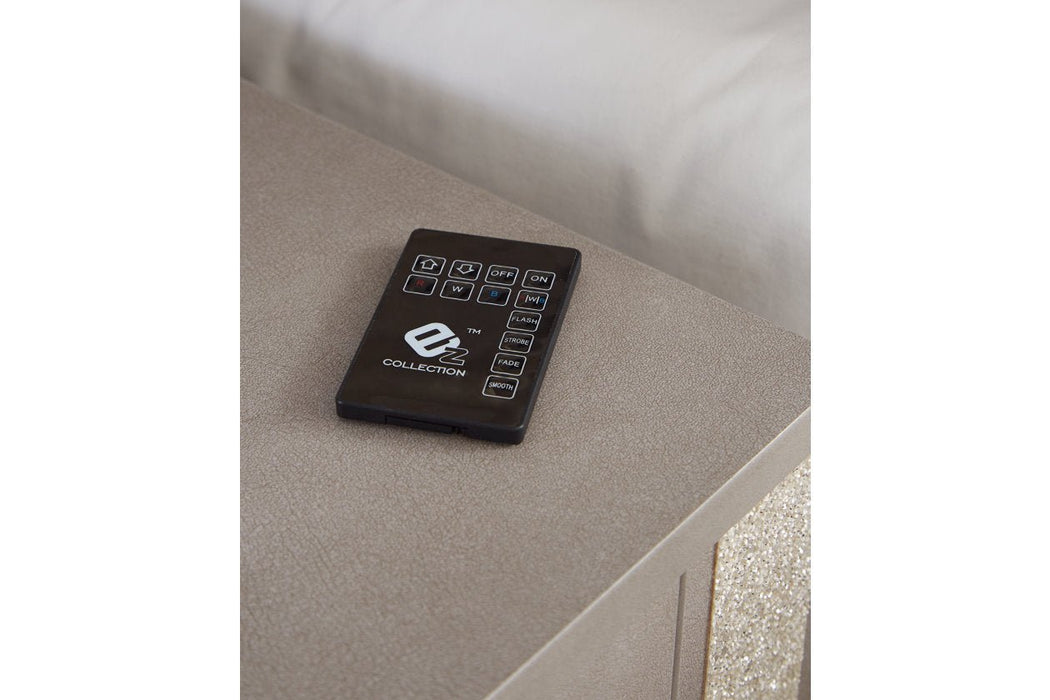 Surancha Gray Queen Poster Bed - Gate FurnitureQueen Bed