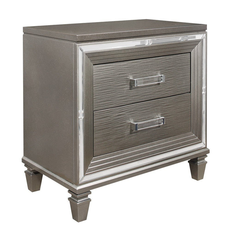 Tamsin Silver/Gray Metallic LED Upholstered Storage Platform Bedroom Set - Lara FurnitureBedroom Set