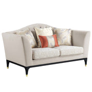 Tayden Loveseat W/4 Pillows - LV01156