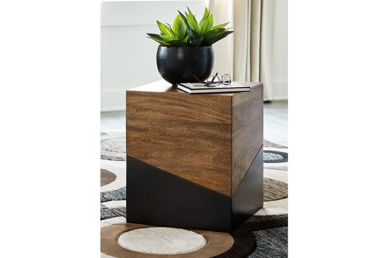 Trailbend Brown/Gunmetal Accent Table - Lara FurnitureTable