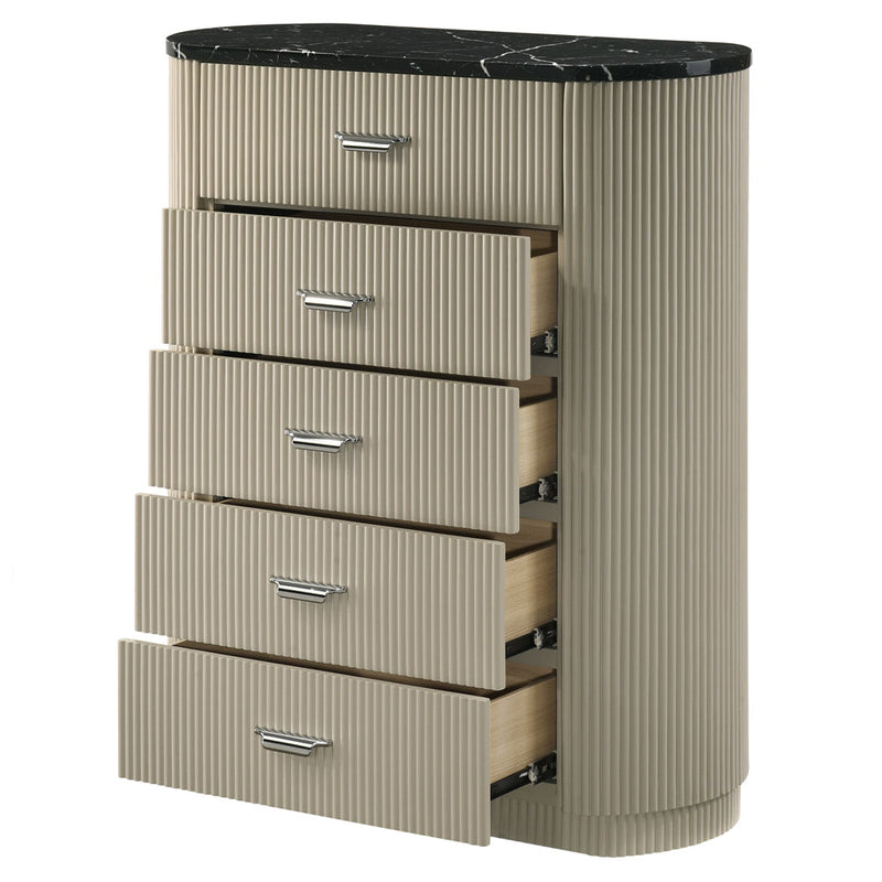 Travonte Chest - BD04886