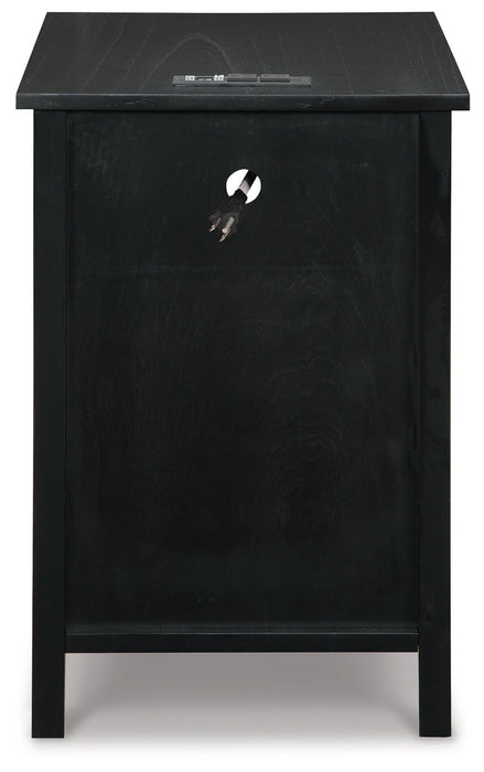 Treytown Chairside End Table - Gate FurnitureEnd Table Chair Side