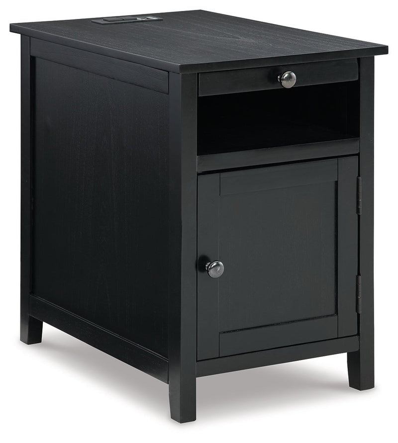 Treytown Chairside End Table - Lara FurnitureEnd Table Chair Side