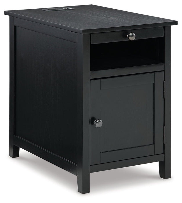 Treytown Chairside End Table - Gate FurnitureEnd Table Chair Side