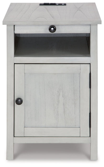 Treytown Chairside End Table - Gate FurnitureEnd Table Chair Side