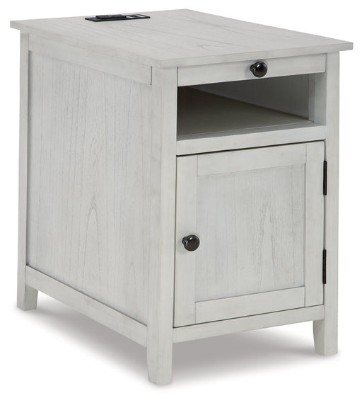 Treytown Chairside End Table - Lara FurnitureEnd Table Chair Side