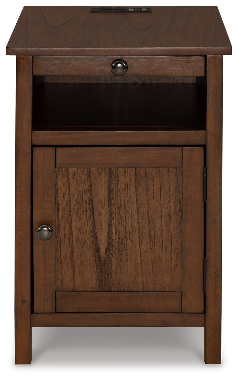 Treytown Chairside End Table - Lara FurnitureEnd Table Chair Side