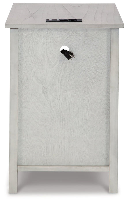 Treytown Chairside End Table - Gate FurnitureEnd Table Chair Side