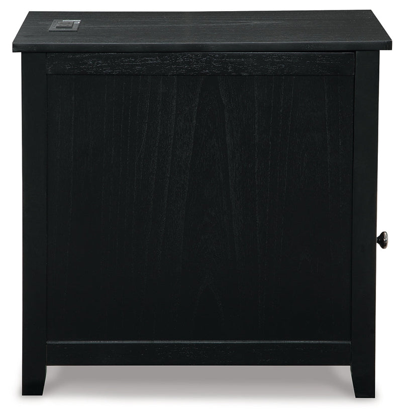 Treytown Chairside End Table - Lara FurnitureEnd Table Chair Side