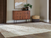 Uduak Cream/Tan/Rust Large Rug - R408111