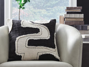 Veerbank Black/Beige Pillow (Set of 4) - A1001114