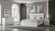 Viana 4-Piece Touch-Control LED Eastern King Bedroom Set White High Gloss - 225211KE-S4