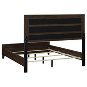 Welsley 4-piece Eastern King Bedroom Set Walnut - 223441KE-S4