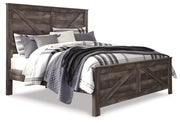 Wynnlow King Crossbuck Panel Bed with Mirrored Dresser, Chest and Nightstand in Gray - PKG005695