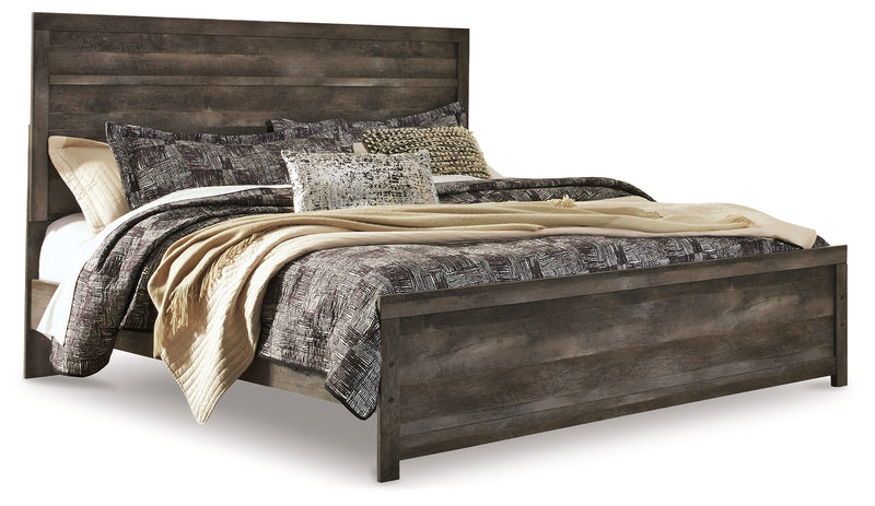 Wynnlow King Panel Bed with Mirrored Dresser, Chest and 2 Nightstands in Gray - PKG006365