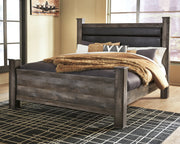 Wynnlow King Poster Bed with Mirrored Dresser, Chest and Nightstand in Gray - PKG005698