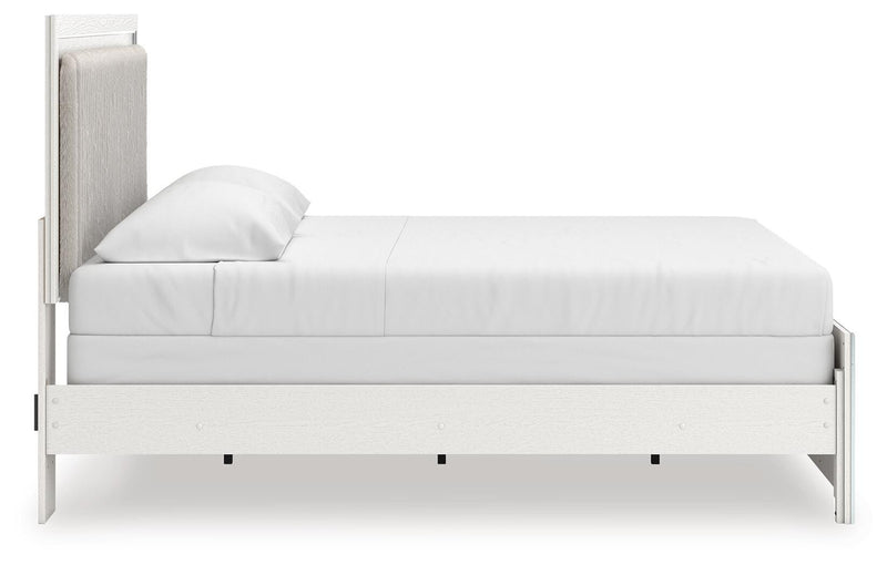 Zuraleus King Upholstered Panel Bed, Dresser and Chest in White - PKG022832