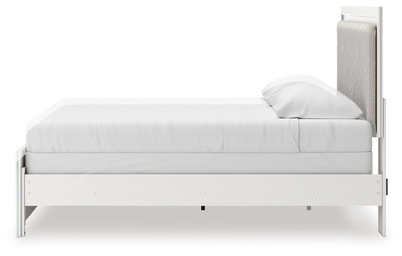 Zuraleus King Upholstered Panel Bed, Dresser and Chest in White - PKG022832