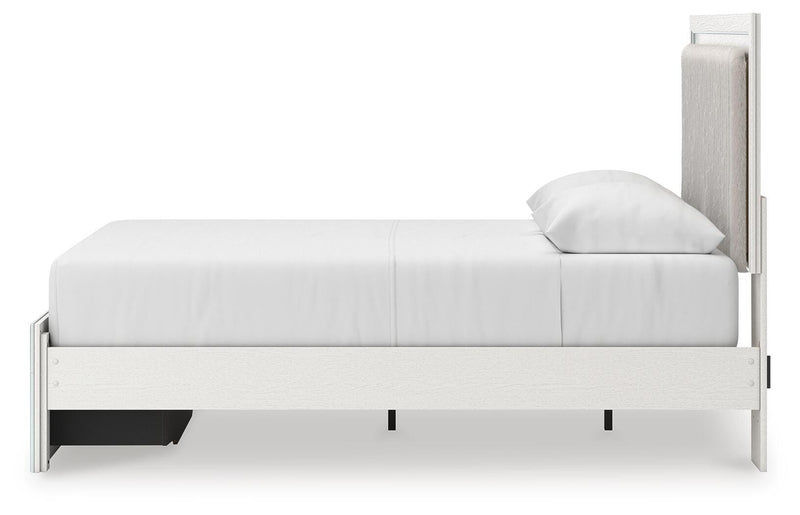 Zuraleus Queen Upholstered Panel Platform Storage Bed, Dresser and Chest in White - PKG022800