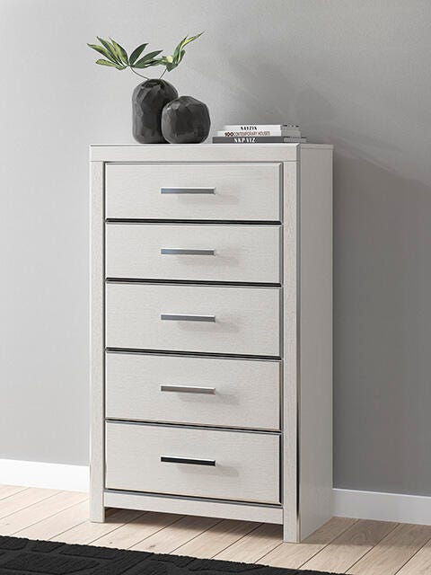 Zuraleus White Chest of Drawers - PCB3381-46
