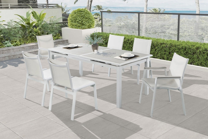 [HOT DEAL] Nizuc Aluminum / Polywood Grey Outdoor Patio Extendable Aluminum Dining Table