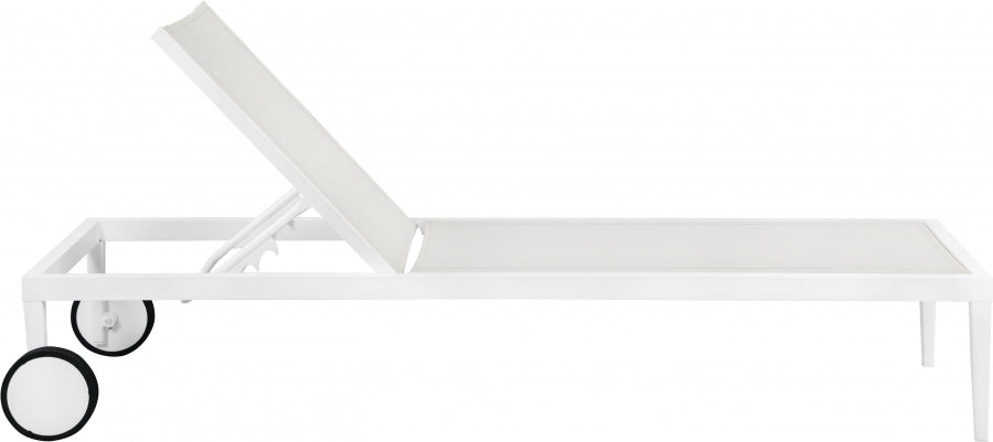 [HOT DEAL] Nizuc Mesh / Aluminum White Outdoor Patio Aluminum Mesh Chaise Lounge Chair