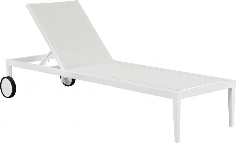 [HOT DEAL] Nizuc Mesh / Aluminum White Outdoor Patio Aluminum Mesh Chaise Lounge Chair