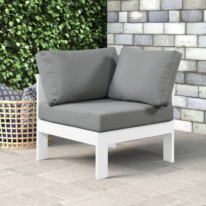 [HOT DEAL] Nizuc Fabric / Foam / Aluminum Grey Outdoor Patio Aluminum Corner Chair